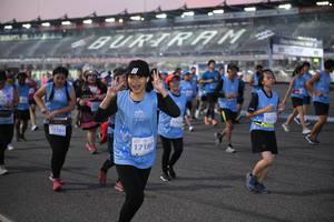 BIB: 5245, 5236
                            <button type="button" onclick="openModal(10462174)" class="btn btn-primary btn-sm float-right btn-popup" data-toggle="modal" data-target=".modal-high-quality">
                        <i class="fas fa-shopping-cart"></i> Add to Cart
                    </button>
                                            <button type="button" onclick="isThisMe(10462174, true)" class="btn btn-success btn-sm float-right btn-popup btn-isme hidden" data-toggle="tooltip" data-placement="bottom" title="นี่คือรูปของคุณใช่ไหม คลิกที่นี่เพื่อเอาเข้าอัลบั้ม">
                        <i class="fas fa-plus"></i> Add to album
                    </button>
                    <button type="button" onclick="isThisMe(10462174, false)" class="btn btn-warning btn-sm float-right btn-popup btn-isnotme hidden">
                        <i class="fas fa-ban"></i> Remove from album
                    </button>